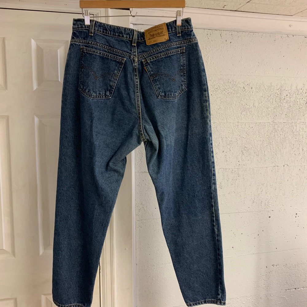 Vintage Levi’s 950 High Waist Tapered Leg Mom Jean